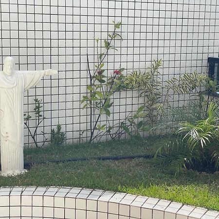 Ap Dos Sonhos!!! Otima Localizacao. Varanda Com Chuveiro Privativo. Lejlighed Aracaju Eksteriør billede